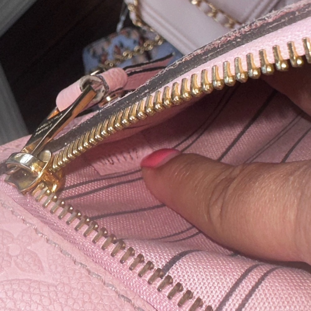 🎀PINK Louis Vuitton Pochette Metis empreinte crossbody purse monogram bag - Picture 7 of 16